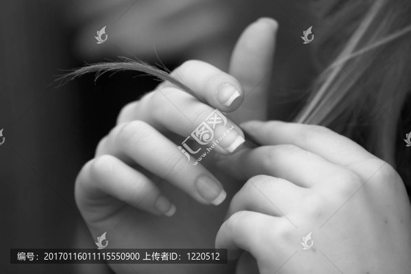 帶發(fā)鎖的手
