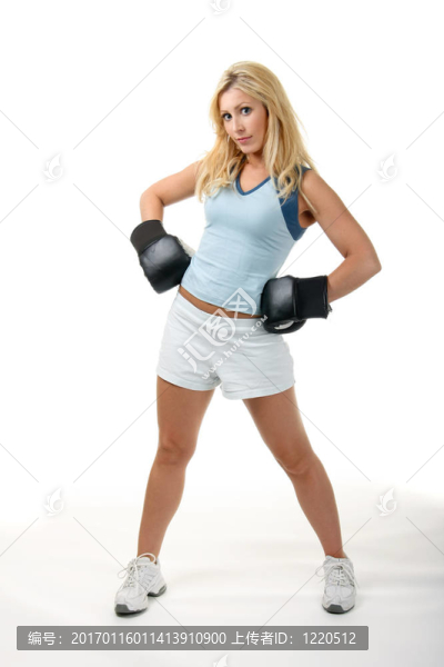 金發(fā)女拳