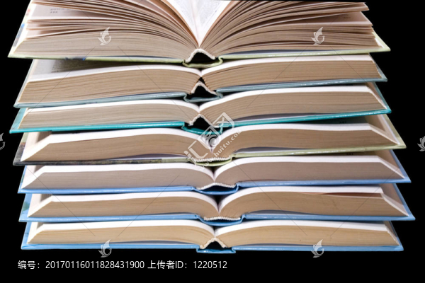 打開書籍；堆積