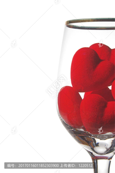 葡萄酒杯里的心