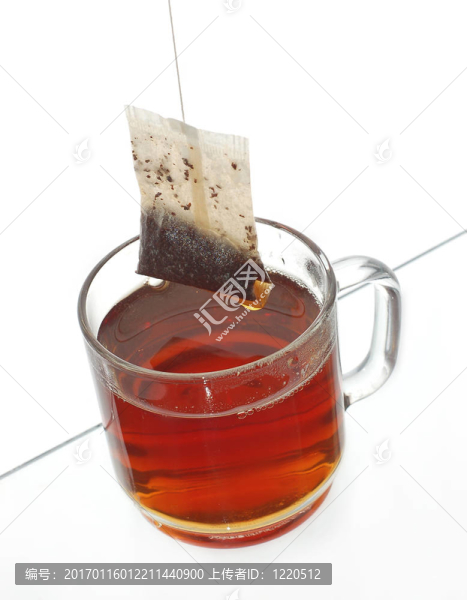 透明杯茶