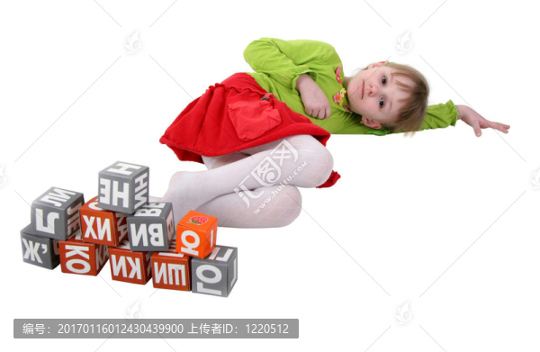 女孩玩磚塊