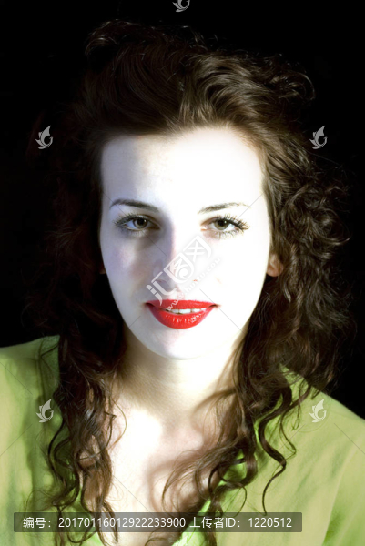 感性女人-匯圖網(wǎng) www.fosd68.com 感性女人