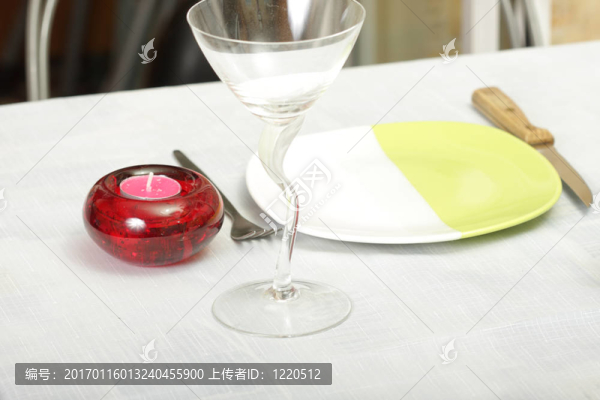 虛心服務表