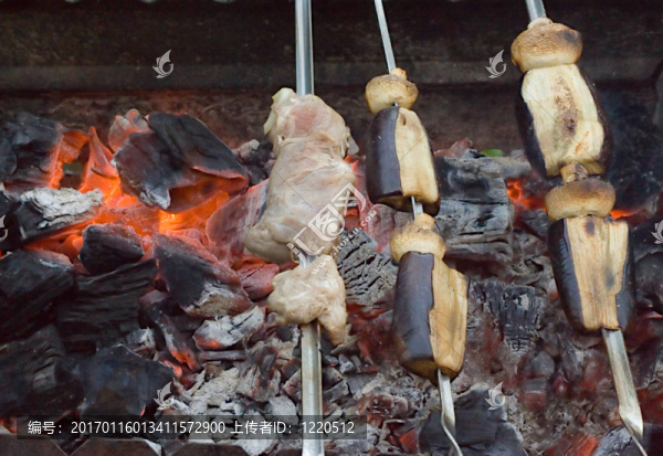烤羊肉串