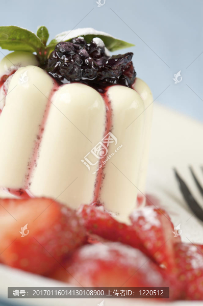 美味的布丁甜點(diǎn)