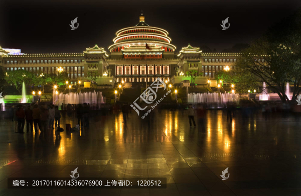 人民廣場(chǎng)上跳舞