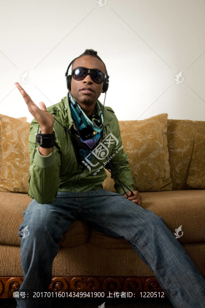 嘿，先生音樂(lè)！