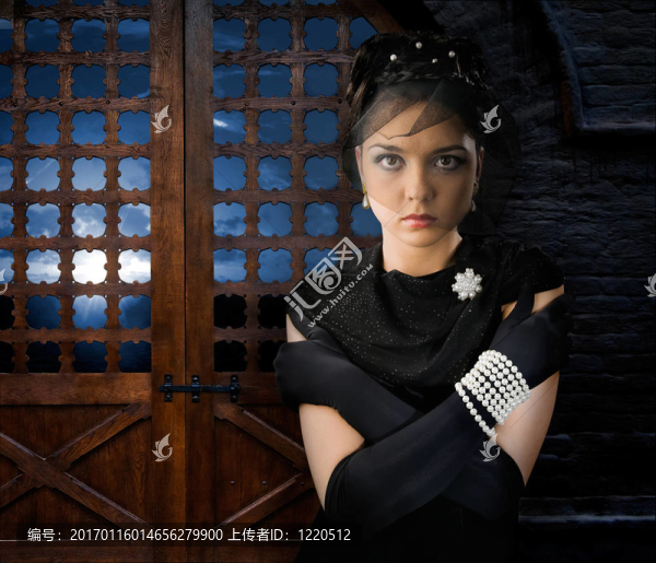 女人在城堡