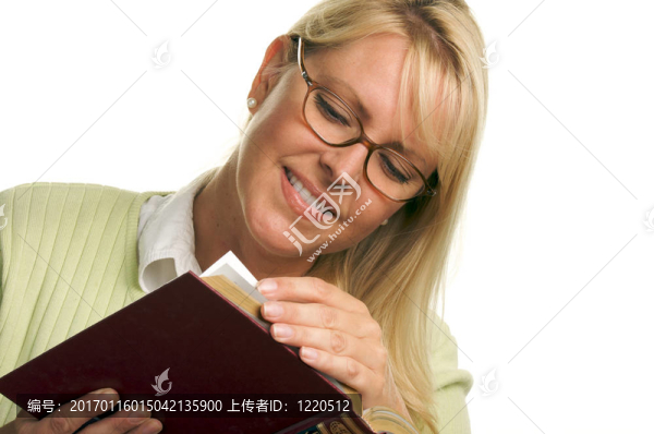 金發(fā)女人讀