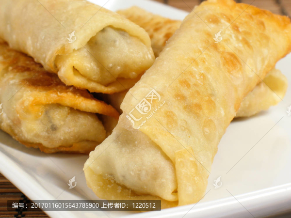 新鮮熱雞蛋卷-匯圖網(wǎng) www.fosd68.com 新鮮熱雞蛋卷