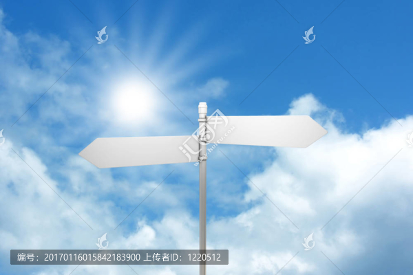 路標(biāo)在藍(lán)色的天空