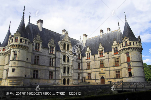 阿宰勒里多城堡；Loire；法國