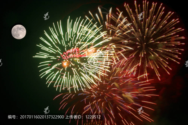 滿月的煙花