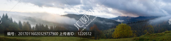 黎明在山