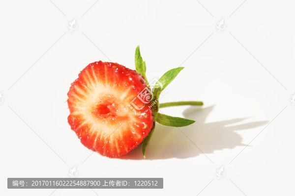 半個草莓