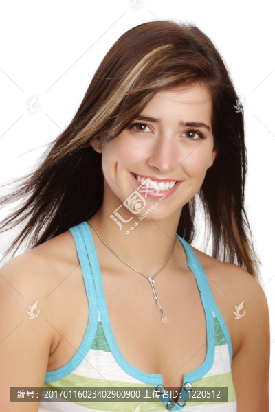 微笑的年輕女人