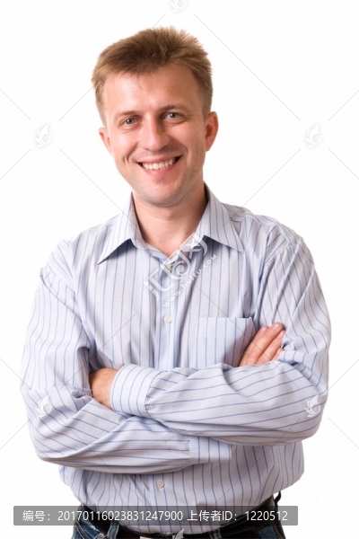 年輕的微笑的人
