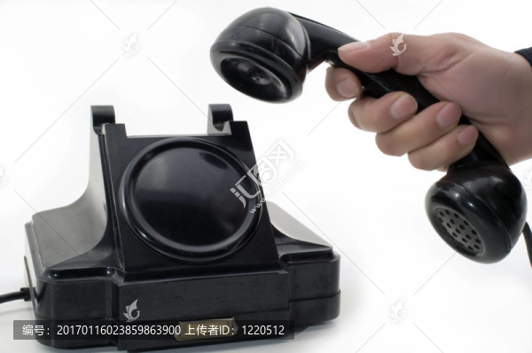 舊手機(jī)。