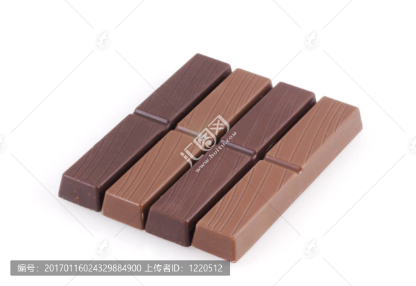 小巧克力酒吧。