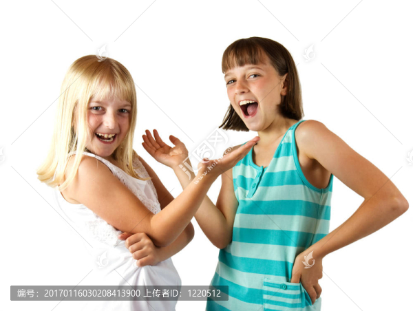 兩姐妹笑