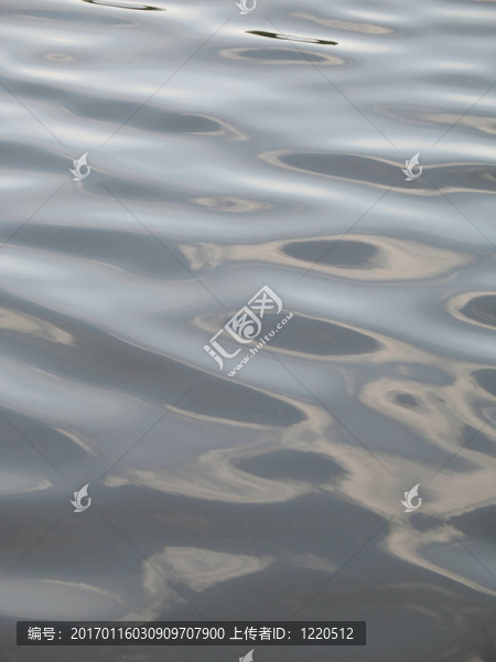 平靜的湖水-匯圖網(wǎng) www.fosd68.com 平靜的湖水