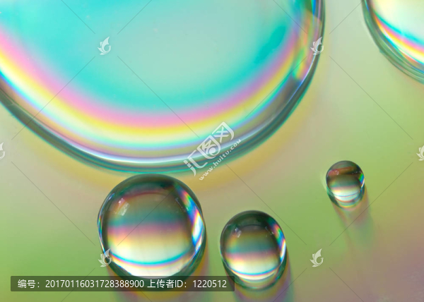 水