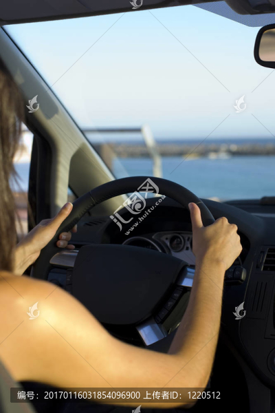 女人開車