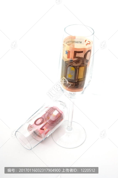 錢在玻璃