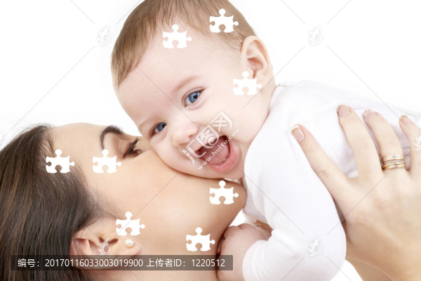笑寶貝和媽媽玩的拼圖
