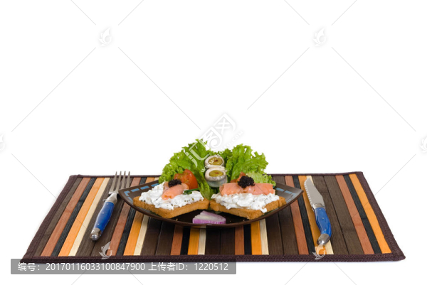 腌熏三文魚吐司