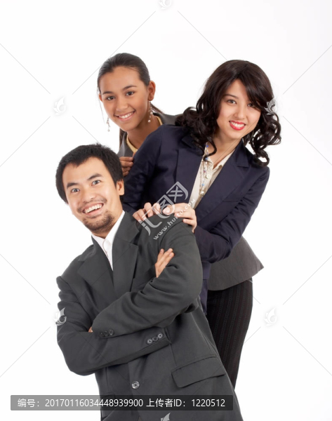 年輕的成功商人團(tuán)隊(duì)商業(yè)-匯圖網(wǎng) www.fosd68.com 年輕的成功商人團(tuán)隊(duì)商業(yè)