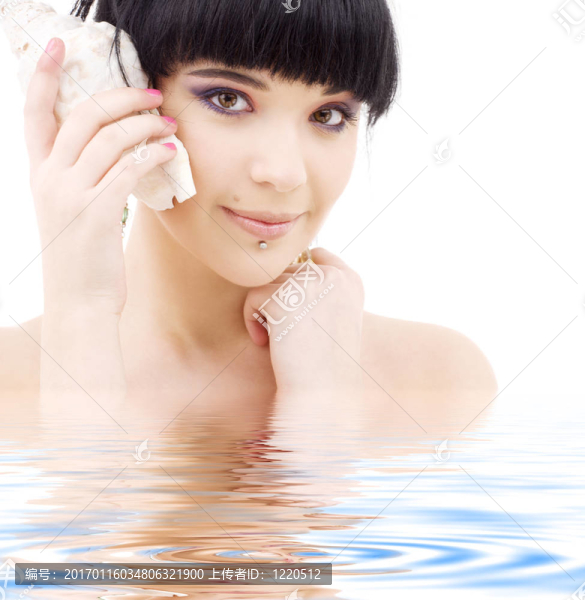 殼的女孩