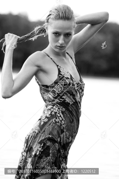 金發(fā)watergirl長(zhǎng)頭發(fā)