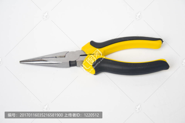 尖嘴鉗