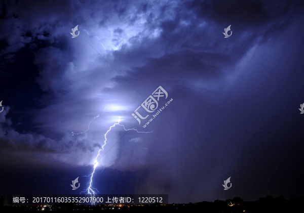 Tucson閃電