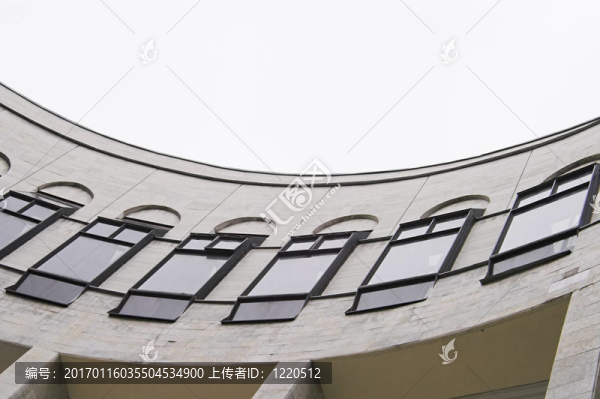 弧形廊道建筑