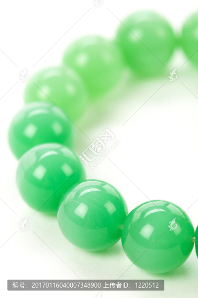 綠色的寶石手鐲