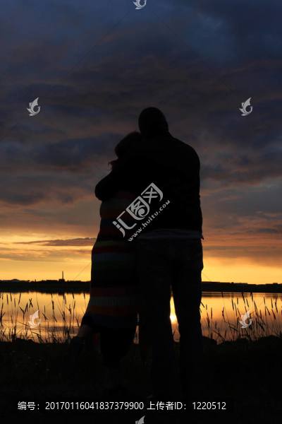 戀人的日落-匯圖網(wǎng) www.fosd68.com 戀人的日落