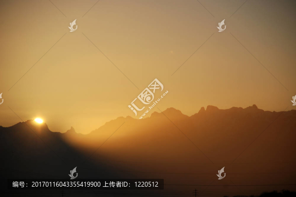 阿爾卑斯山的日出