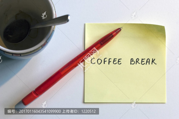 喝咖啡休息