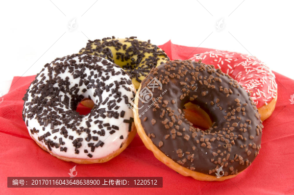 四個甜甜圈