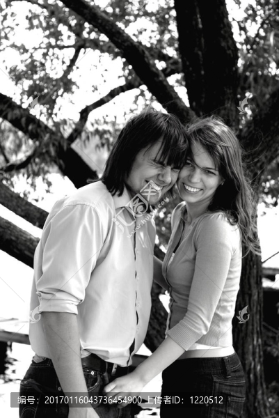 年輕的夫婦-匯圖網(wǎng) www.fosd68.com 年輕的夫婦