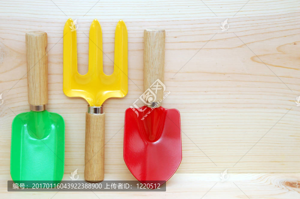 耙和鏟（花園到