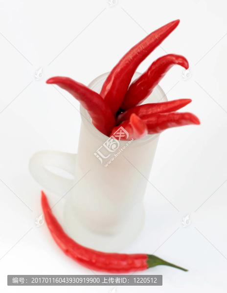 紅辣椒在磨砂玻璃隔離