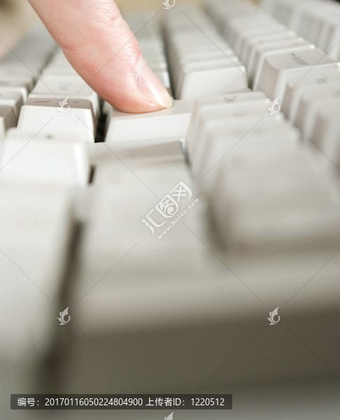 電腦鍵盤