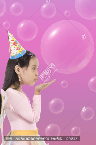 過(guò)生日的女孩