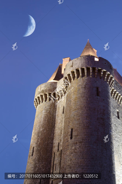 黃昏的地牢-匯圖網(wǎng) www.fosd68.com 黃昏的地牢