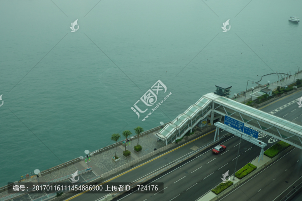 香港維多利亞港附近天橋