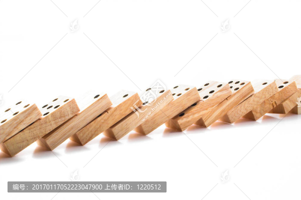 多米諾